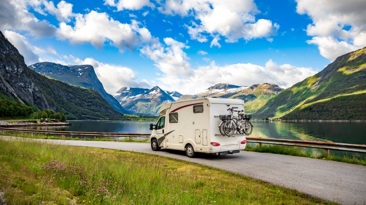 Pros and Cons of living in a Motorhome in the UK