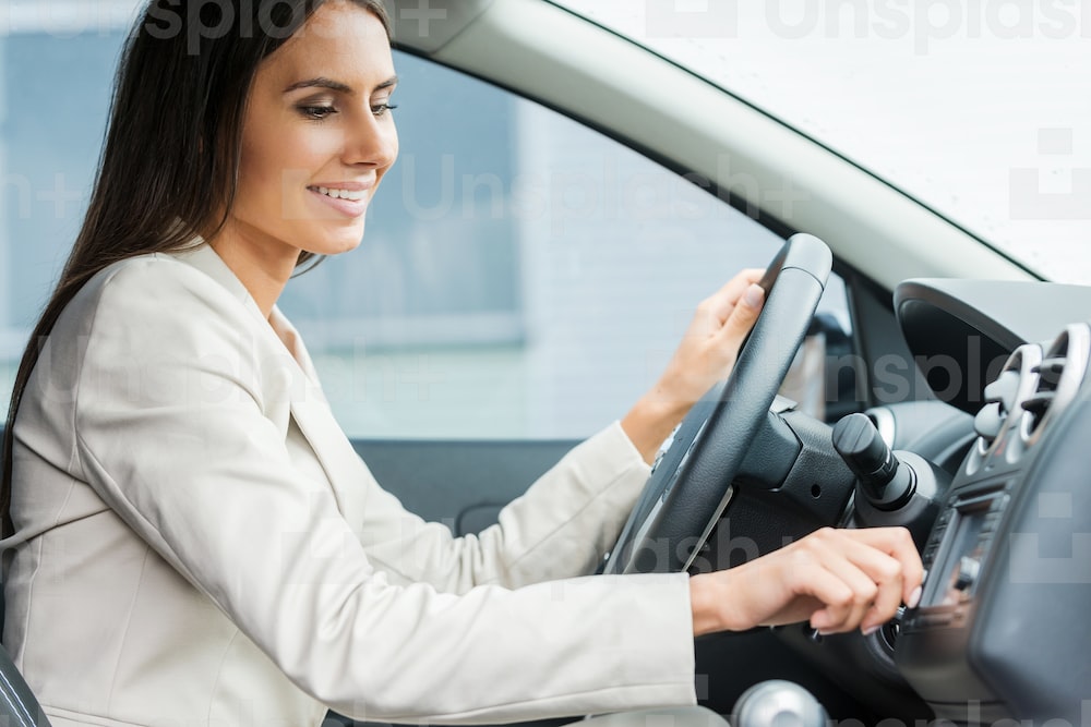 Learn to Drive a Car in Canada as a Permanent Resident